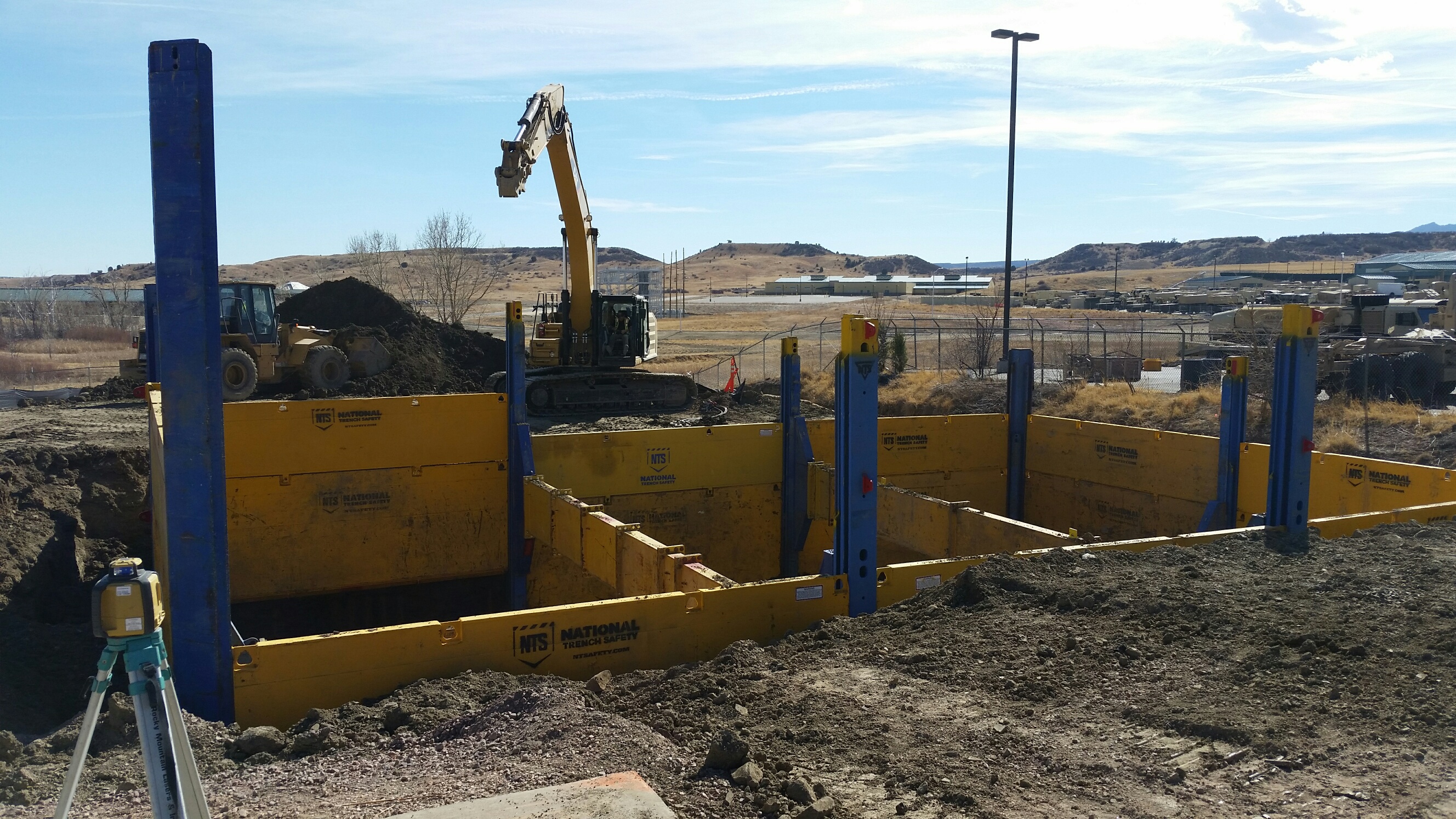 Hydraulic Excavation Brace Used As Tie Back Support for Slide Rail